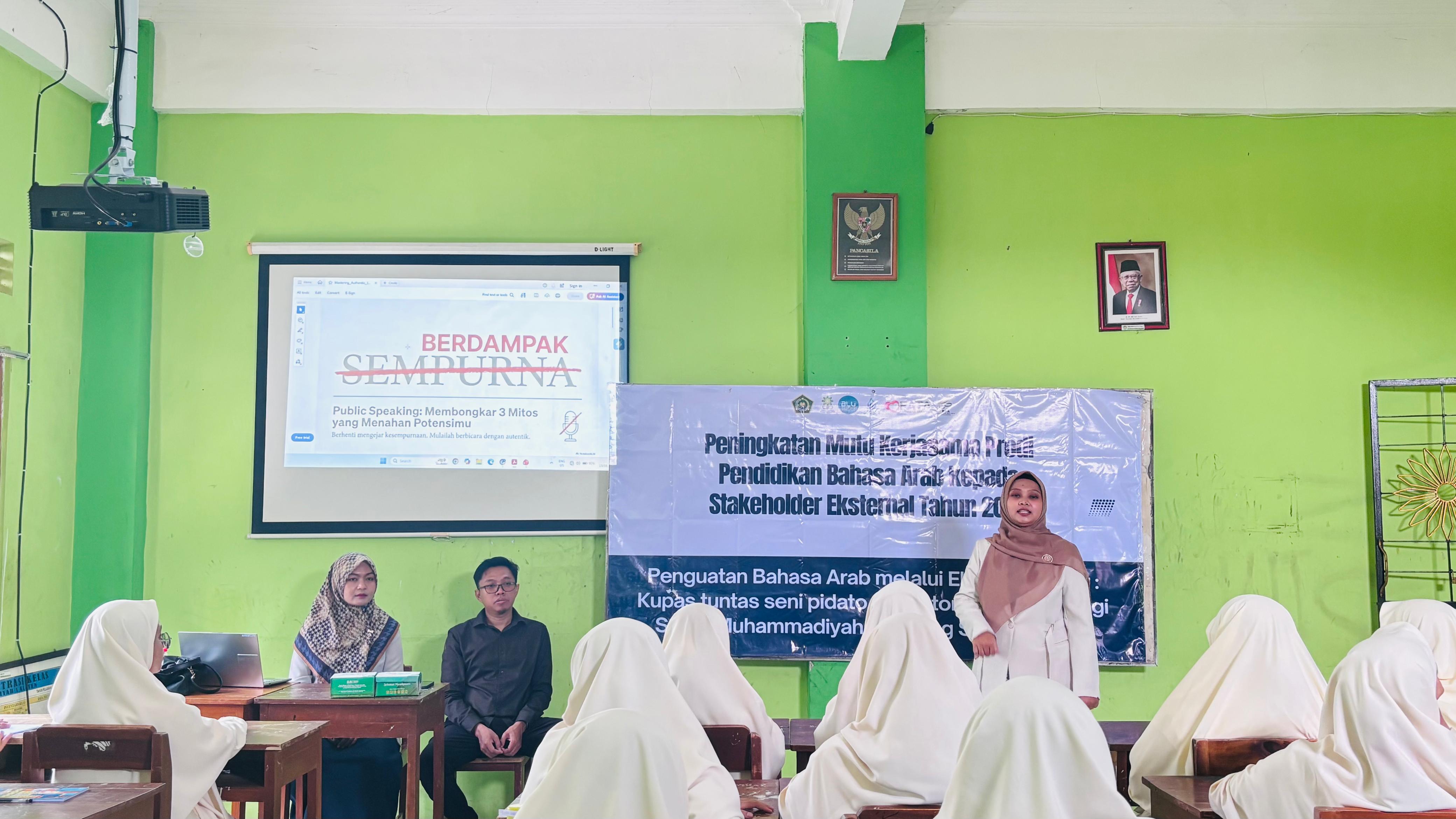 Prodi PBA UIN Raden Mas Said Surakarta Perkuat Kemampuan Pidato Bahasa Arab Santri MBS Klaten